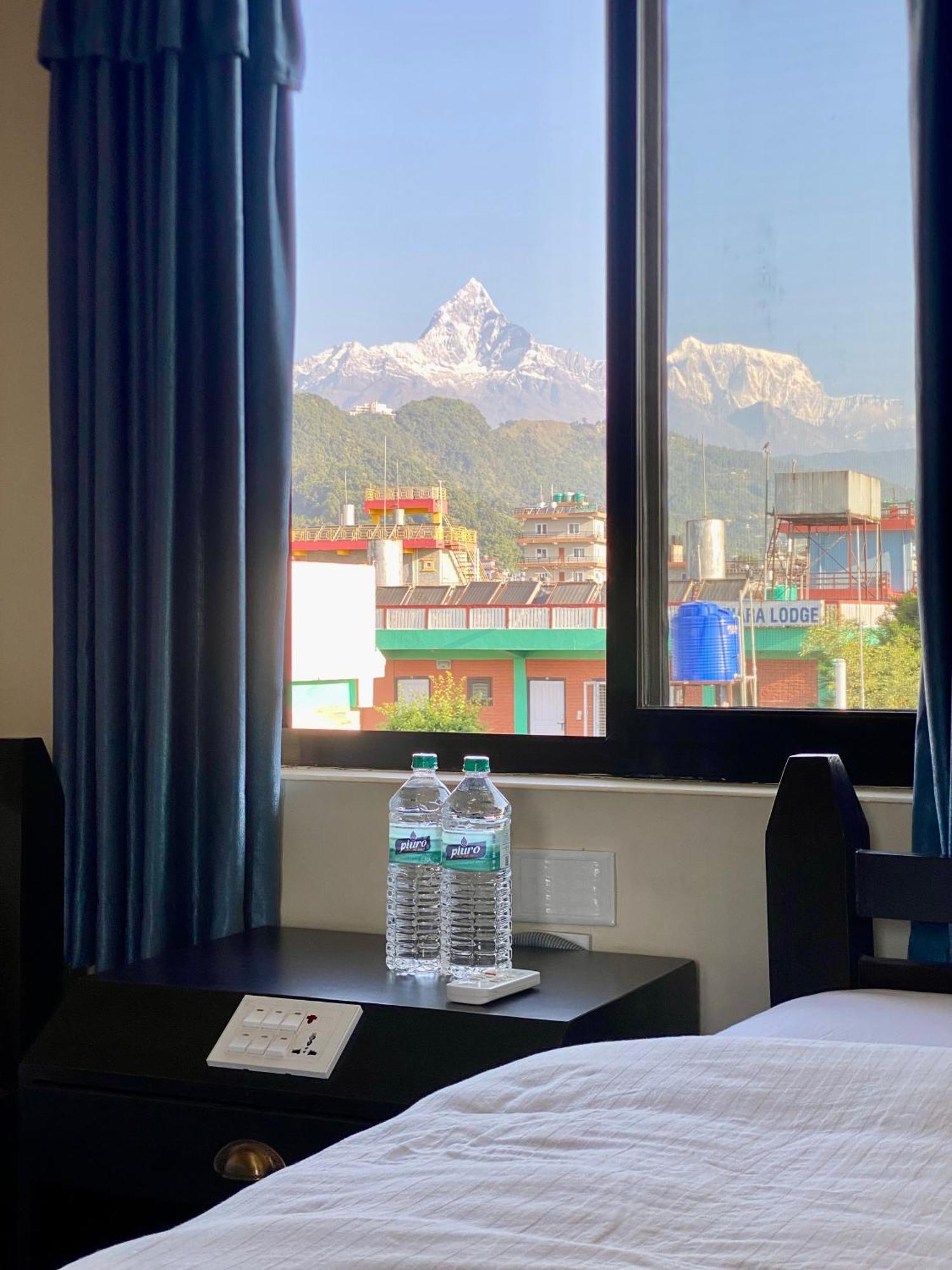 Hotel K2 Pokhara Exterior foto