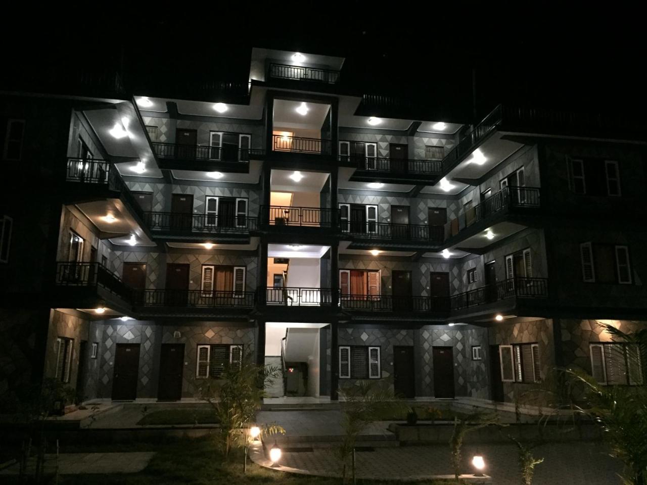 Hotel K2 Pokhara Exterior foto