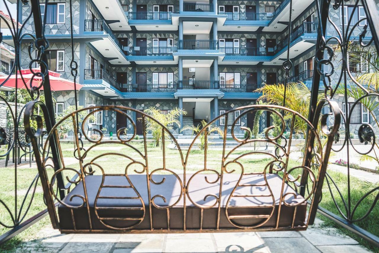 Hotel K2 Pokhara Exterior foto