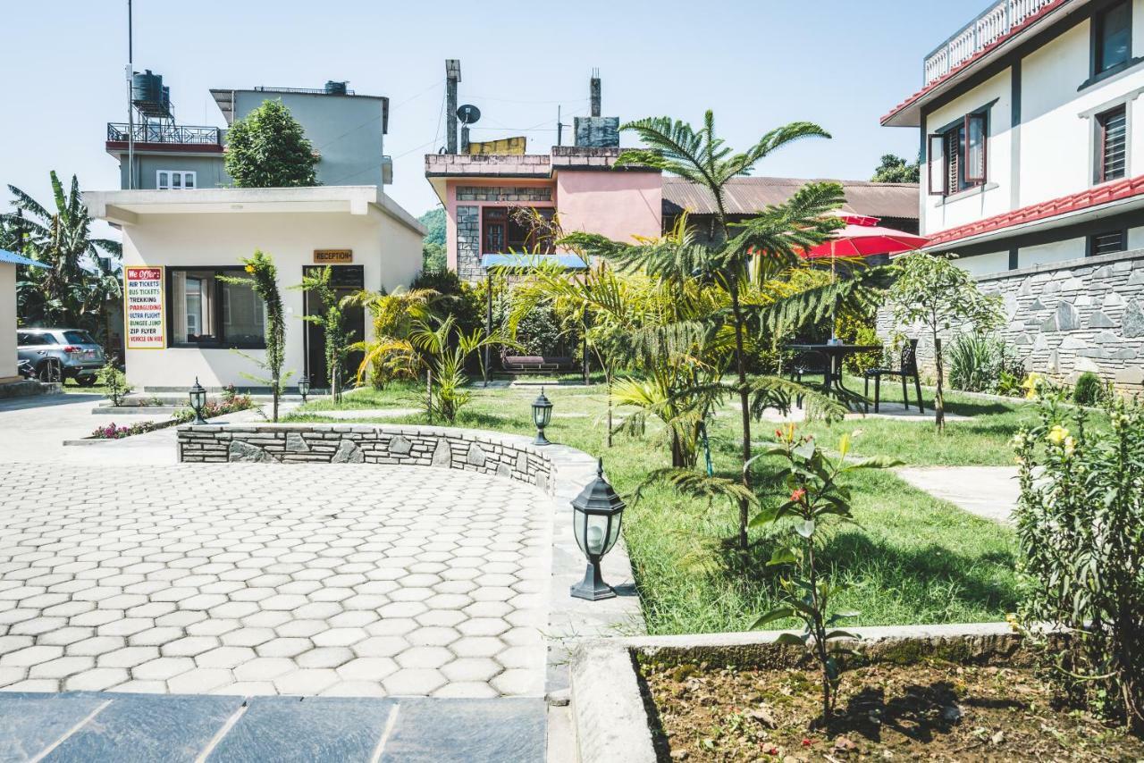 Hotel K2 Pokhara Exterior foto