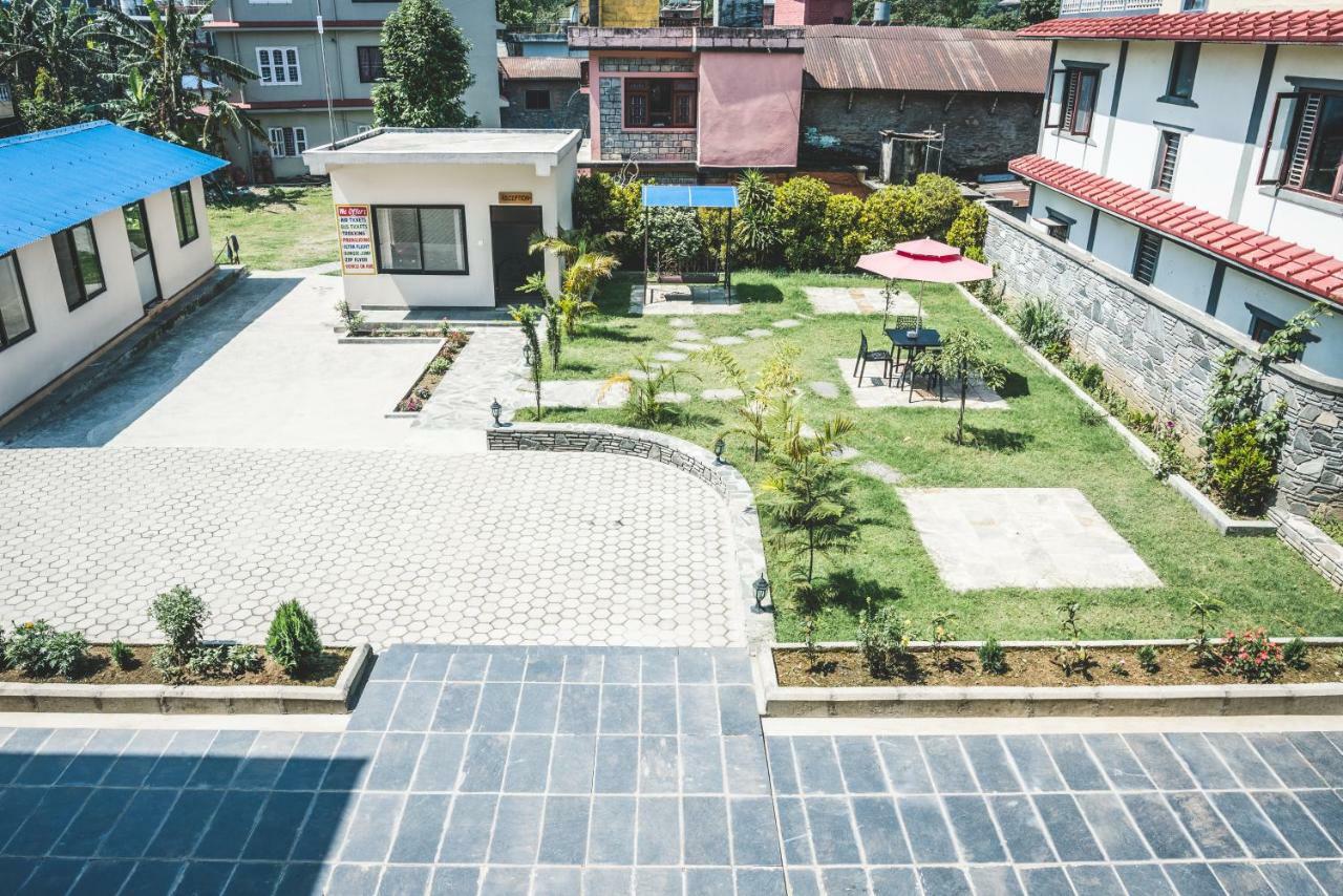 Hotel K2 Pokhara Exterior foto